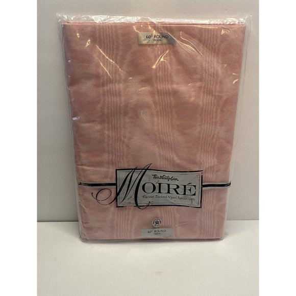 Town & Country Linen Moire Flannel Backed Vinyl Tablecloth 60 inch ROUND - Picture 1 of 6